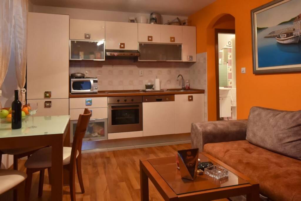 Cozy, Adorable Apartment Elizabeta Сплит Экстерьер фото